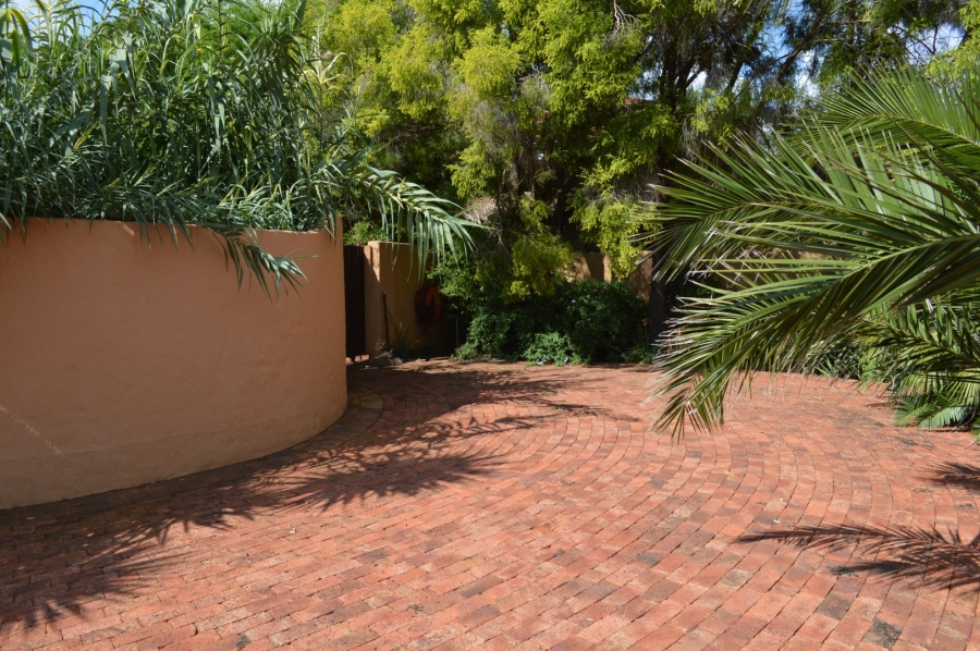 4 Bedroom Property for Sale in Wilkoppies North West